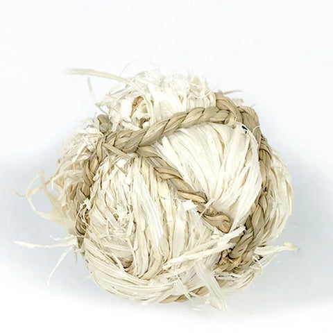 Interactive Chew Toy for Small Pets - 7CM Natural Grass Ball for Guinea Pigs, Rabbits, and Hamsters